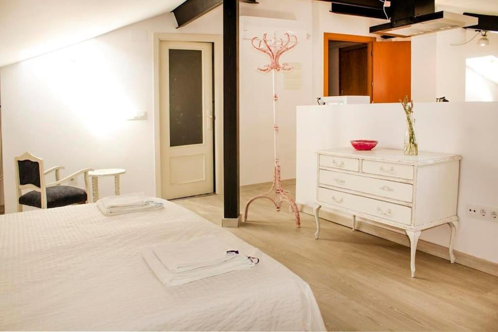 Precioso Estudio Arenas de San Pedro Εξωτερικό φωτογραφία